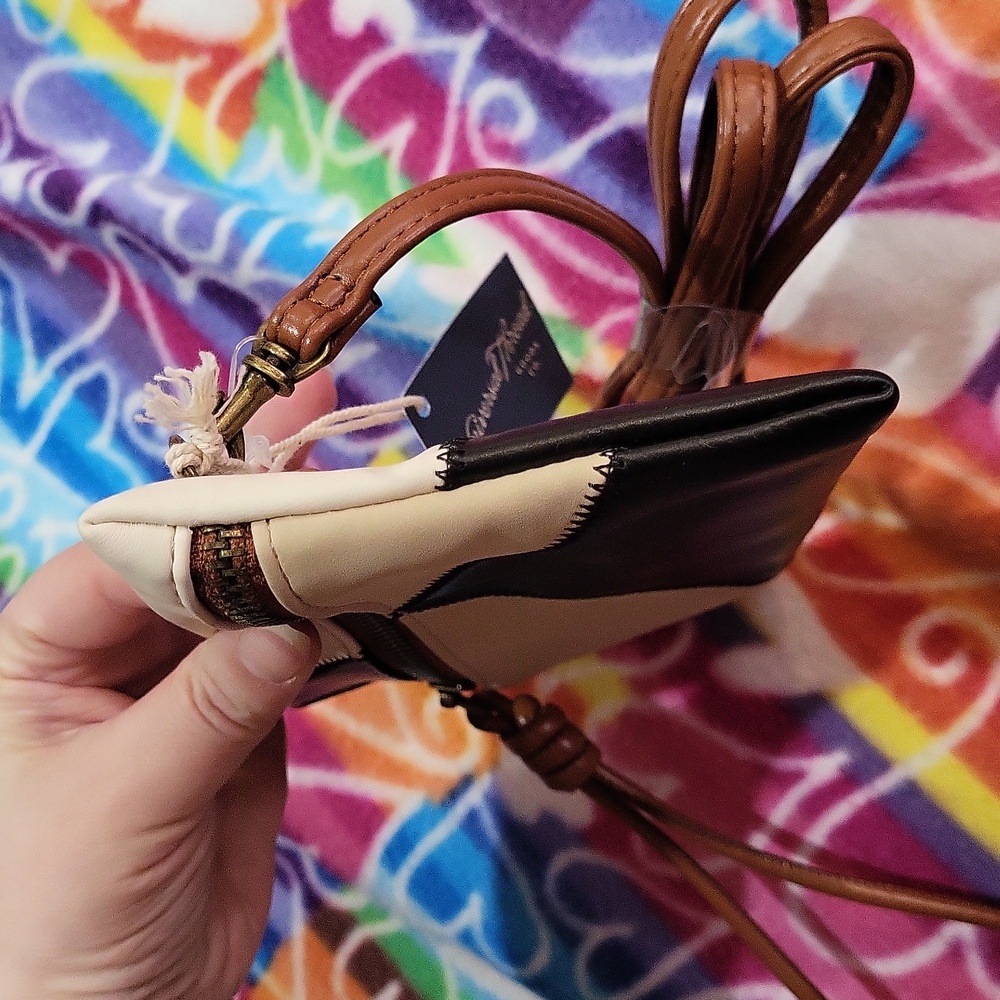 Universal Thread Bag - Picture 12 of 14